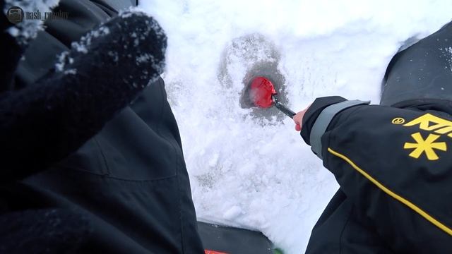 ЗЕЛЁНАЯ МОРМЫШКА БЕСИТ ПЛОТВУ! Зимняя рыбалка в ПОДМОСКОВЬЕ. Ловля плотвы на БЕЗМОТЫЛКУ.