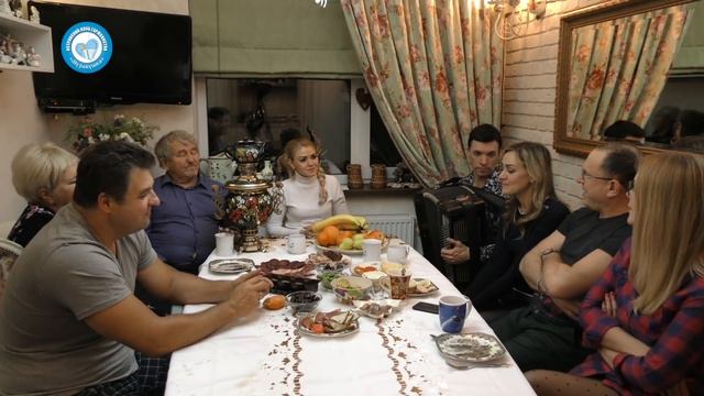 Яблоневый вечер!! Исполняют: ансамбль "Калина и Катя Болотова, создание помех - Я!!!