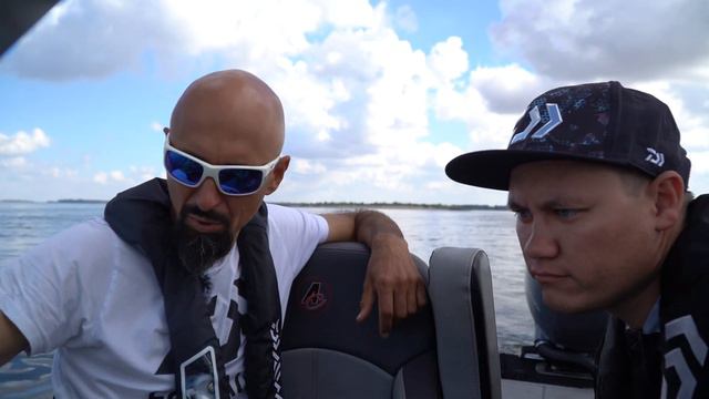 ОСЕННИЙ ЖЕРЕХ НА НИЖНЕЙ ВОЛГЕ / АНДРЕЙ СТАРКОВ х ОЛЕГ ЛЕБЕДЕВ