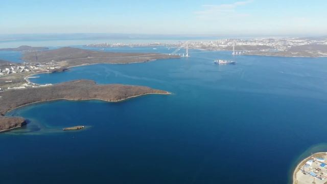 Остров Русский бухта Парис 2019
