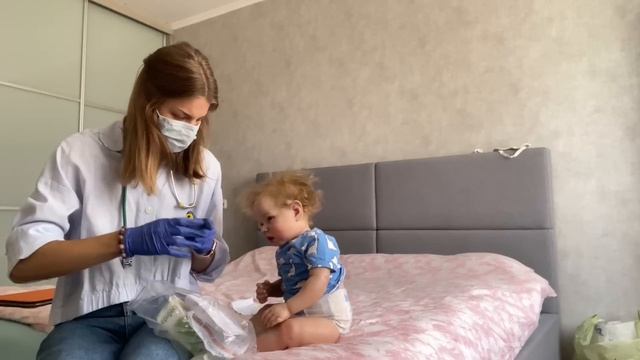 Вызвала скорую РЕБОРНУ ЛИАМУ Пришёл доктор к реборну ЛИАМУ the doctor treats reborn reborn is sick
