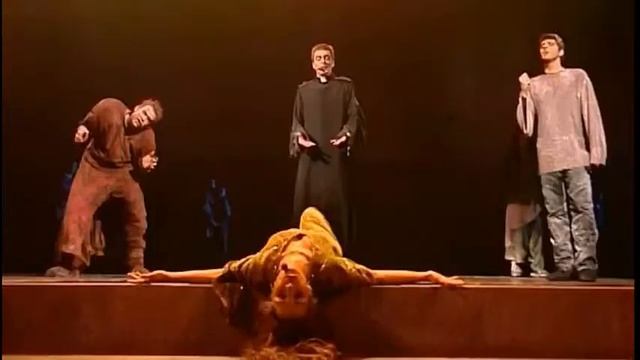 Мюзикл "Нотр-Дам де Пари"