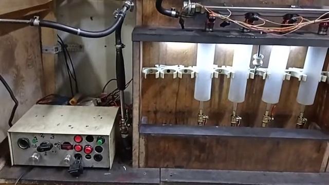 самодельный стенд для проверки и чистки Бензиновых форсунок.