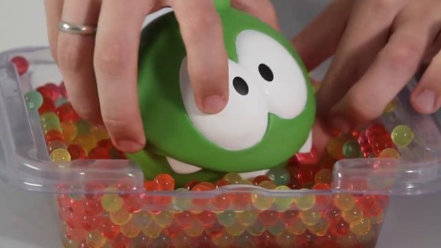 Поиграйка с Егором - Ам Ням и несъедобные шарики ORBEEZ