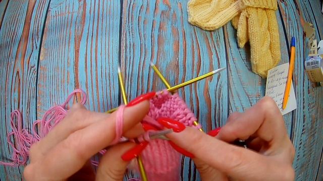 Детские варежки спицами на возраст 5-7 лет. Вязание косы спицами для начинающих. #Вязание