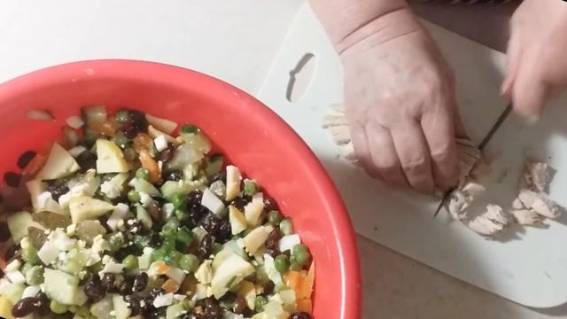 Салат ОЛИВЬЕ - рецепт для диабетиков