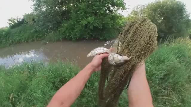 КАСТИНГОВАЯ СЕТЬ НА ЛЕСНОЙ РЕЧКЕ!!!