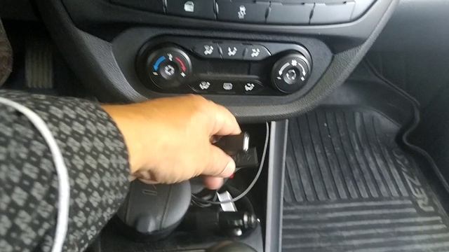 Зависла автомагнитола TEYES решение проблемы.