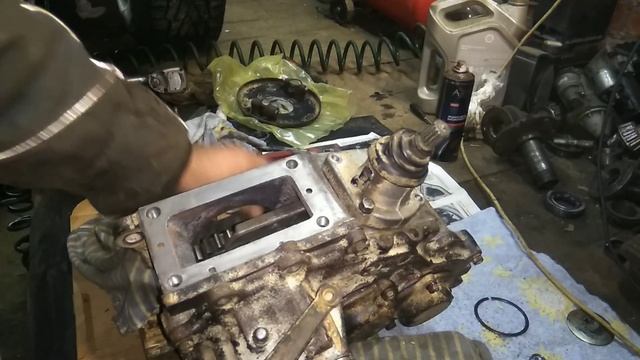 собираем косозубою раздатку УАЗ с понижайка 2, 8