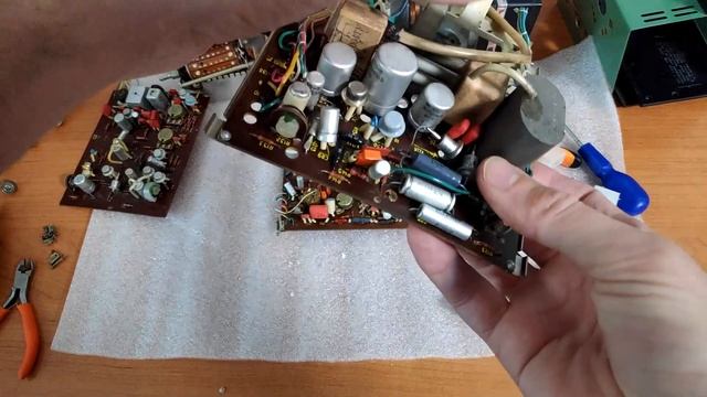 Телевизор ссср электроника вл-100 разбор на драгметаллы, платины, палладия, серебра.