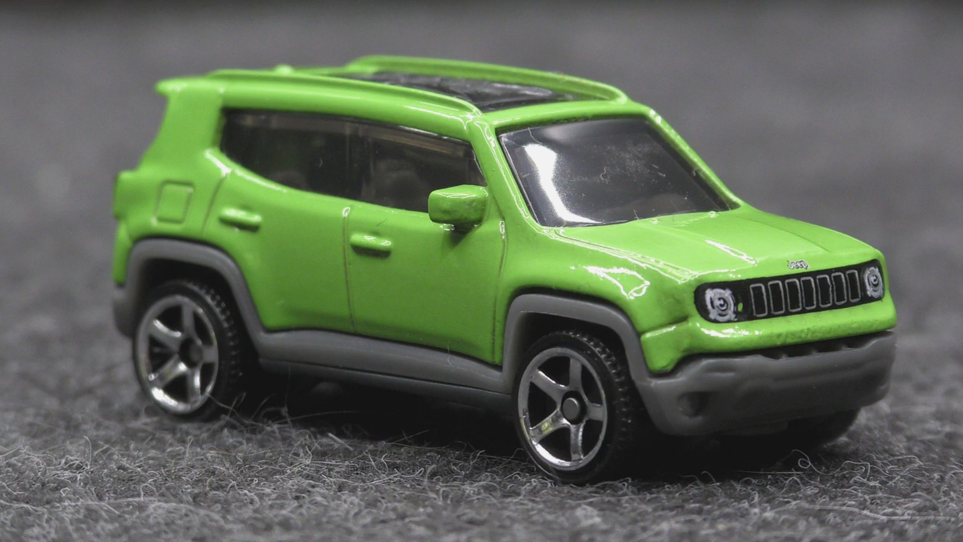 Масштабная модель автомобиля Jeep Renegade 2019 масштаб 1:64 коллекционная