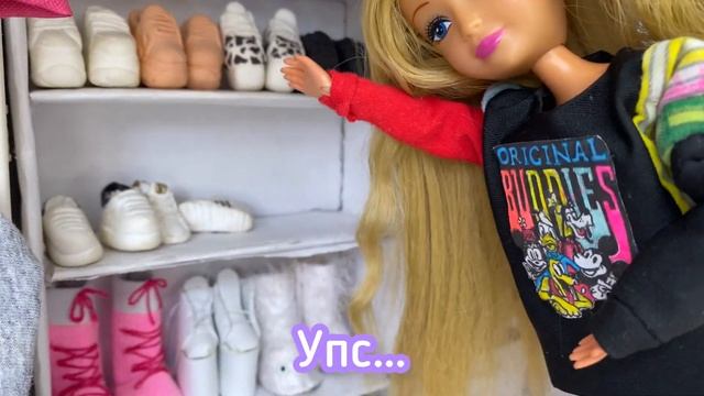 УБОРКА В ГАРДЕРОБНОЙ??????*избавляюсь от старых вещей*