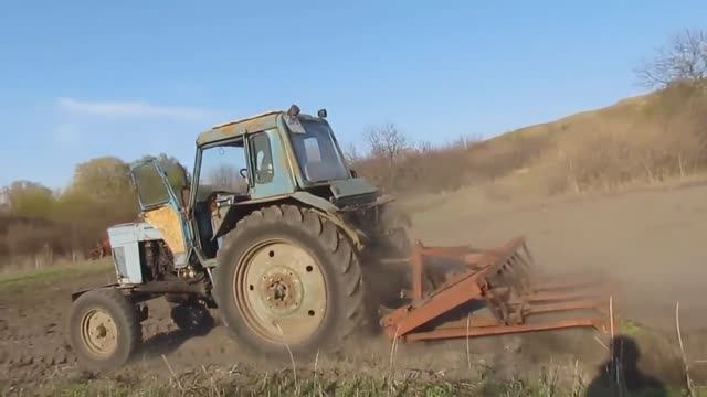 МТЗ-80! КУЛЬТИВАТОР по РАМУ