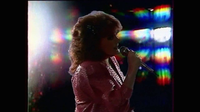 Алла Пугачева - Расскажите, птицы ♪