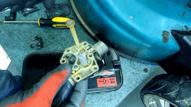 Ремонт газонокосилки BRIGGS & STRATTON 500 series 158cc плавают обороты Repair lawnmower