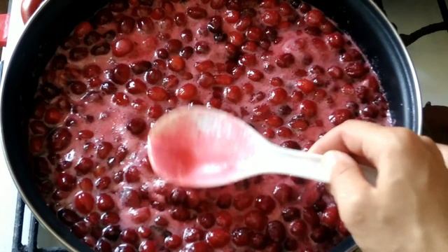 Варенье из кизила с косточками