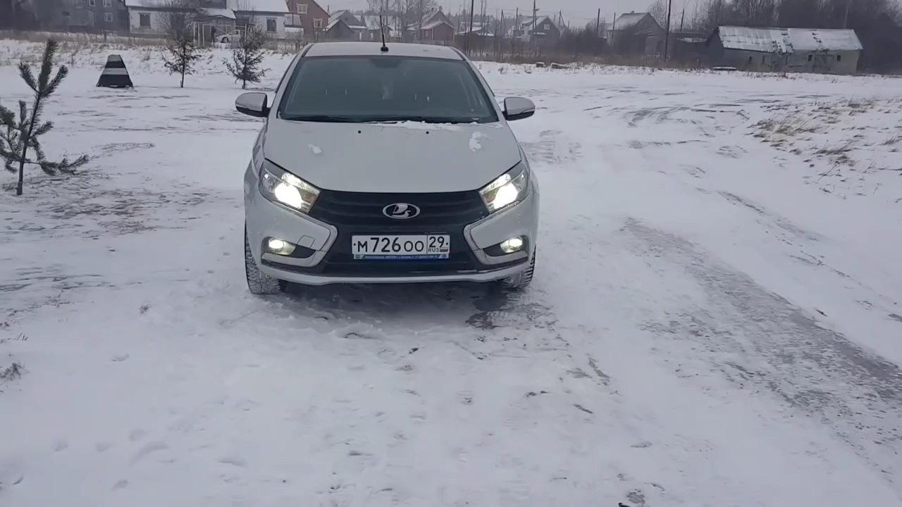 ЛАДА ВЕСТА УСТАНОВИЛ ЛЭД ЛАМПЫ В БЛИЖНИЙ СВЕТ