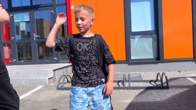 Очередной переезд, все УСТАЛИ...ОБИДЕЛИ Даню а Тишу СДАЛИ в летний лагерь!!!