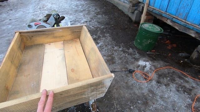 Комбинированная кормушка для коз и овец под сено и зерно из доски своими руками с чертежами
