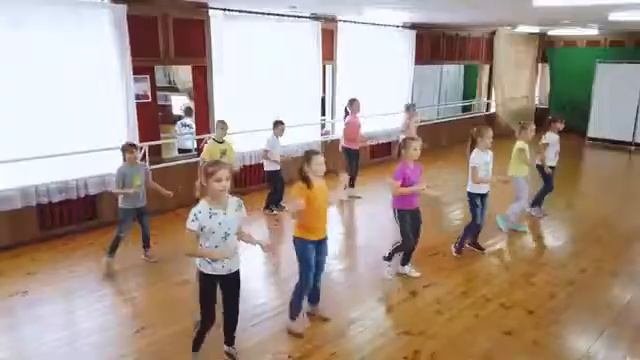Двигайся замри танцы для детей