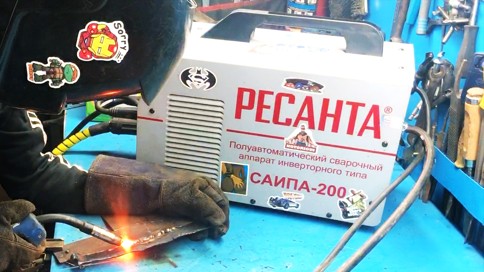 МОЙ СВАРОЧНЫЙ ПОЛУАВТОМАТ РЕСАНТА САИПА-200 и немного ТОВАРОВ С АЛИЭКСПРЕСС ДЛЯ СВАРКИ  #Фсёпро100