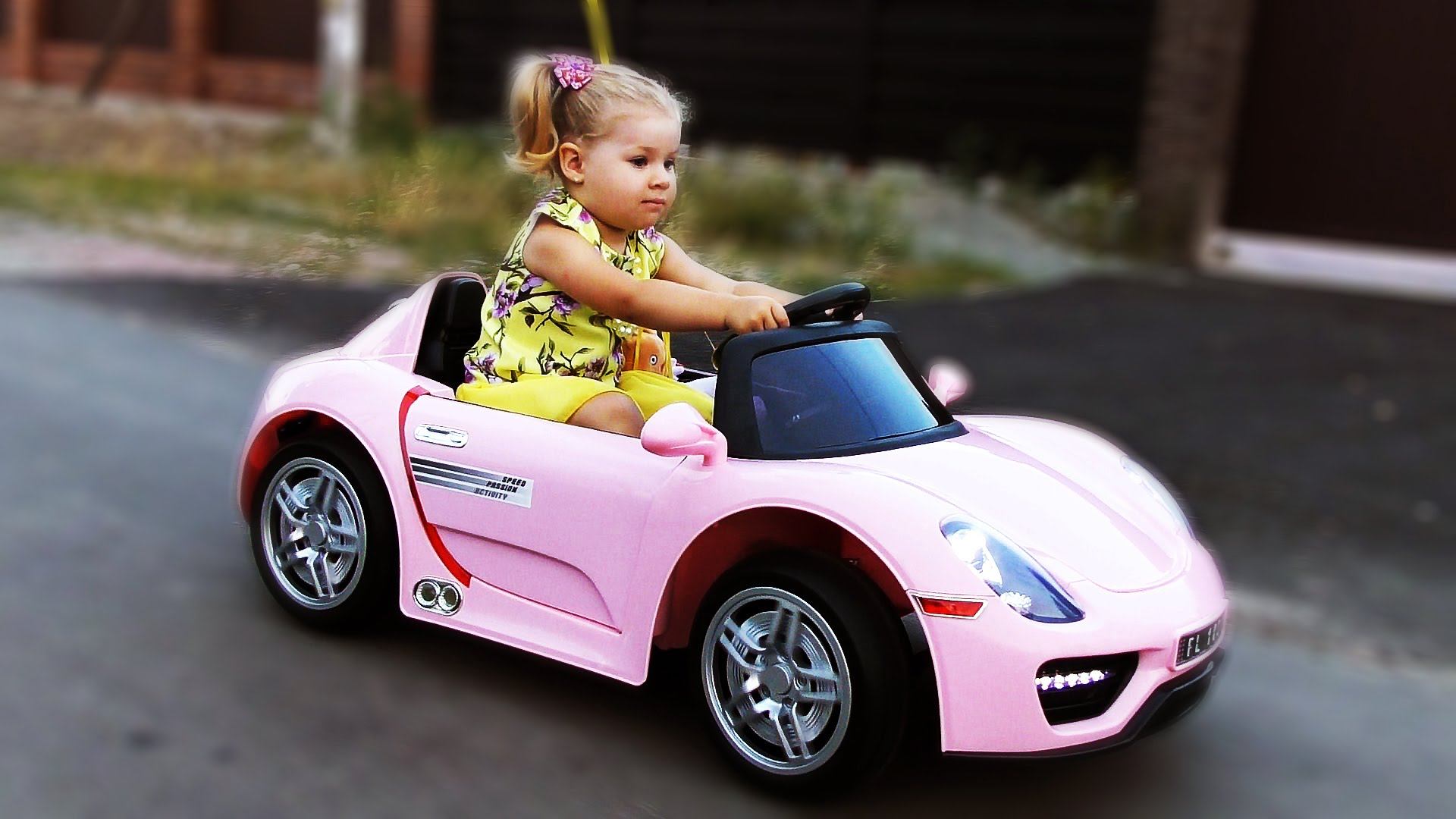 ✿ 500.000 ПОДПИСЧИКОВ на Kids Diana Show Подарки СВИНКА ПЕППА и ЭЛЕКТРОМОБИЛЬ 500k Peppa Pig Cars