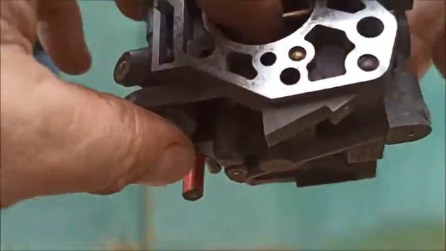 Honda BF-15/20, чистка карбюратора.