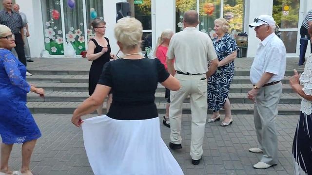 9.07.23г..."СУДЬБА - ГАДАЛКА"...в Гомельском парке на танцполе...