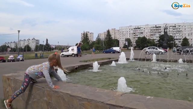 Ярослава Альпинист! ВЛОГ в Веревочном Парке и прогулка на самокате в Развлекательный Парк