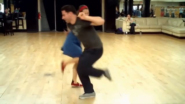 А мы танцуем!.mp4