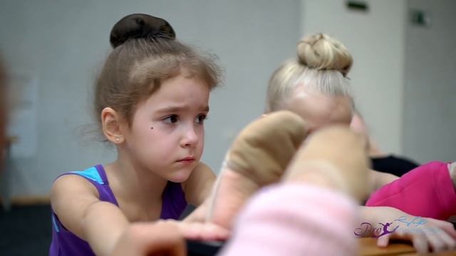 Детская Художественная Гимнастика. К Победам через упорный труд! гимнастика для детей растяжка