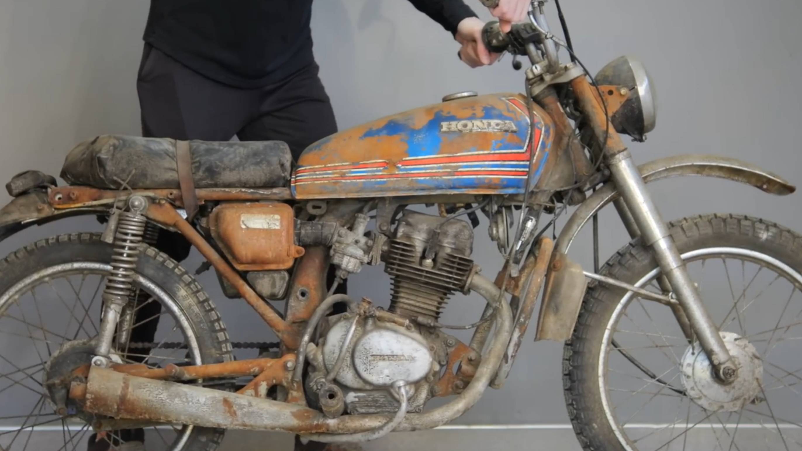 Восстановление заброшенного мотоцикла Honda