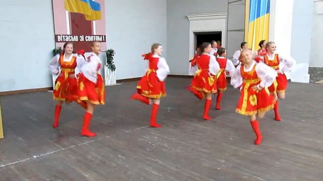 Русский народный танец Калинка.Russian folk dance Kalinka.