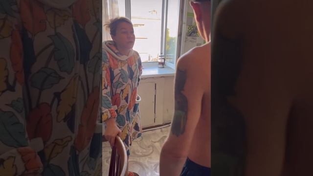 Безумный Паша и Иришка Чики-Пики СОЛЯНКА