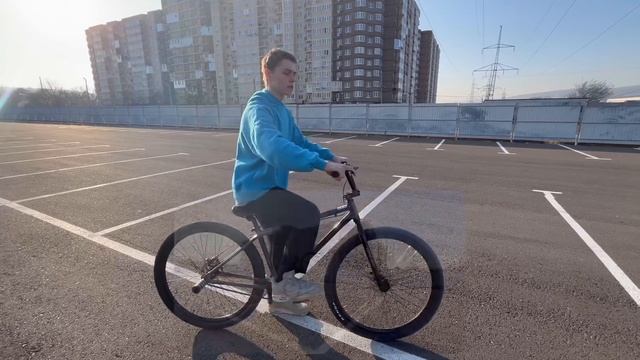 Как стантить на велосипеде ? ОБУЧАЛКА НА WHEELIE