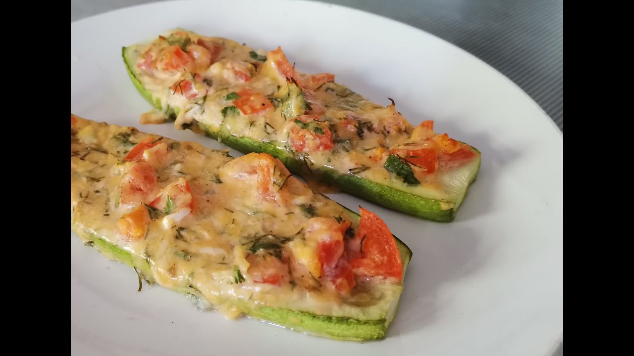 САМЫЙ СОЧНЫЙ РЕЦЕПТ! Кабачки под сыром и томатами. Запеченные кабачки с сыром. Рецепты из кабачков.