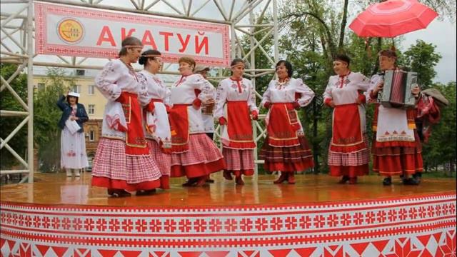 Праздники народов России.
Автор видео: СДК п.ВНИИСС@user-qq2dh9he2d