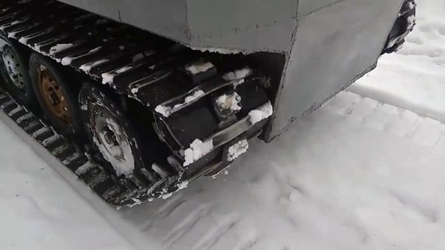 ГУСЕНИЧНЫЙ ВЕЗДЕХОД .