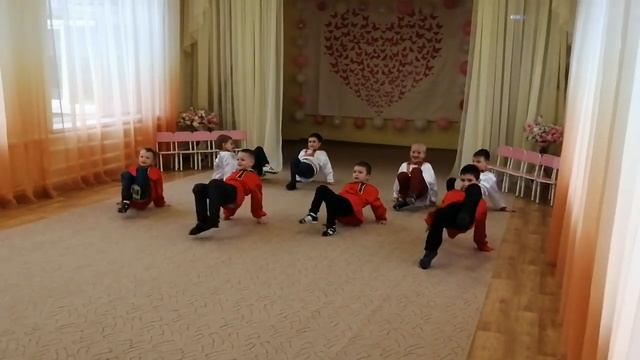 Народный танец для мальчиков