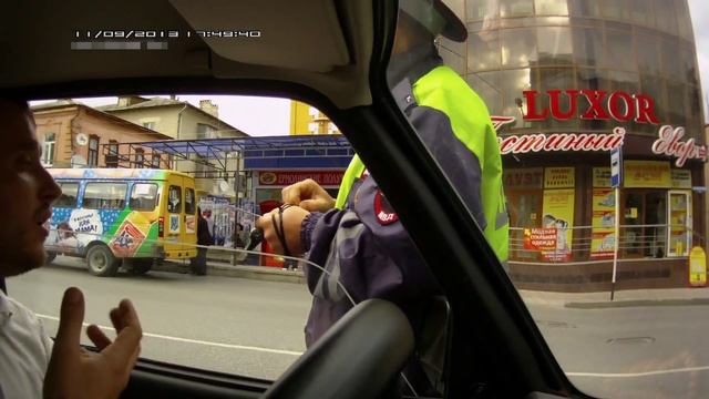 Разговор с ГИБДД по поводу п. 14.1 ПДД...