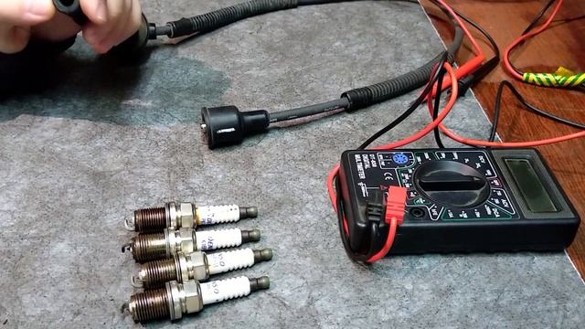 Как проверить, пробитые свечи и бронепровода/How to check spark plugs and ignition wires