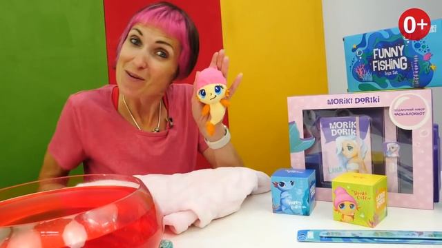 Видео Капуки Кануки - Маша Капуки играет в МОРИКИ ДОРИКИ! Игры в игрушки и косметика для детей