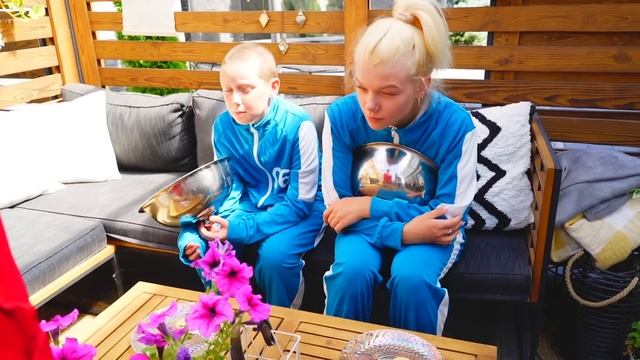 Выживаем 24 часа в ФИЛЬМАХ!