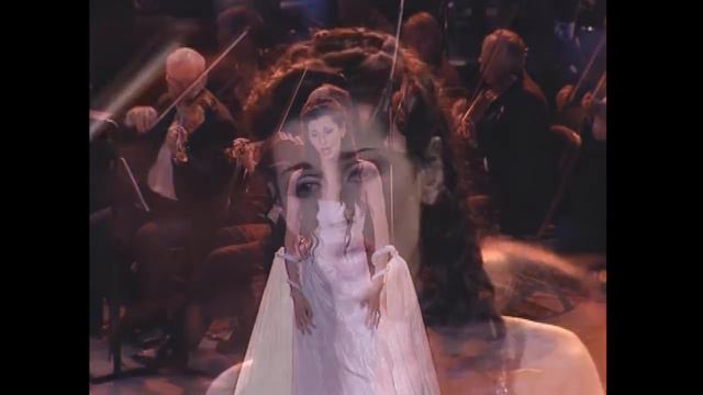 EMMA SHAPPLIN - Spente Le Stelle. Live In Le Concert De Caesarea (HD).