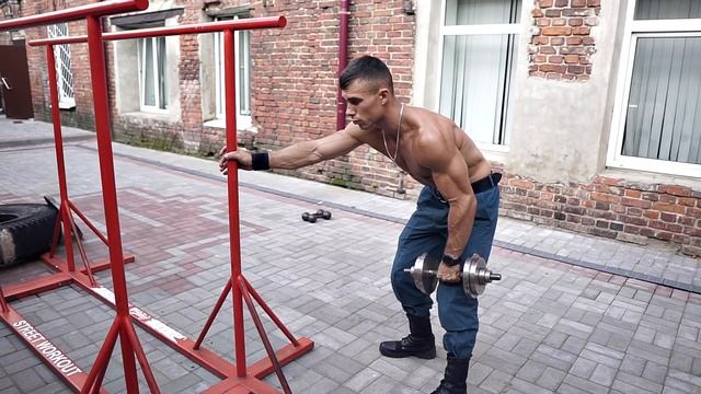КАК НАКАЧАТЬ ШИРОКУЮ СПИНУ (Eng Sub)