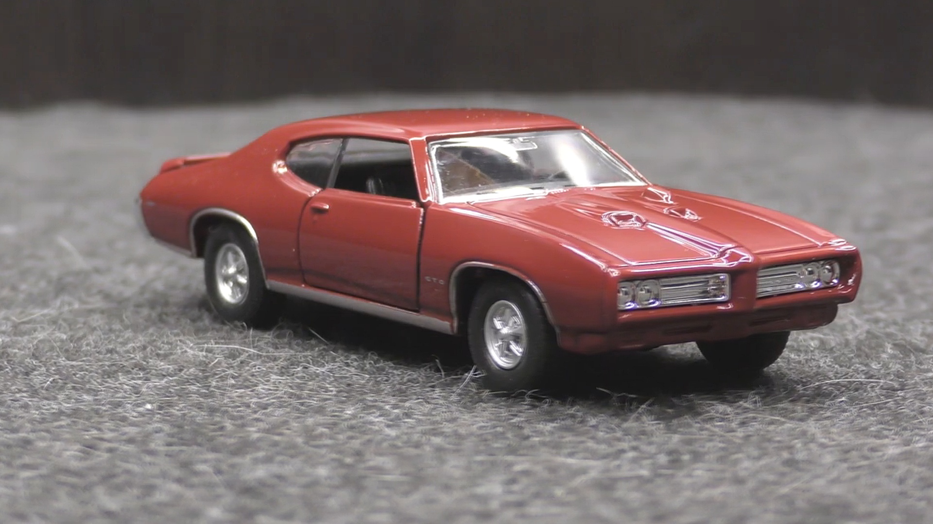 Pontiac GTO / 1969 Welly / Масштаб 1:34 коллекционная / Масштабная модель автомобиля