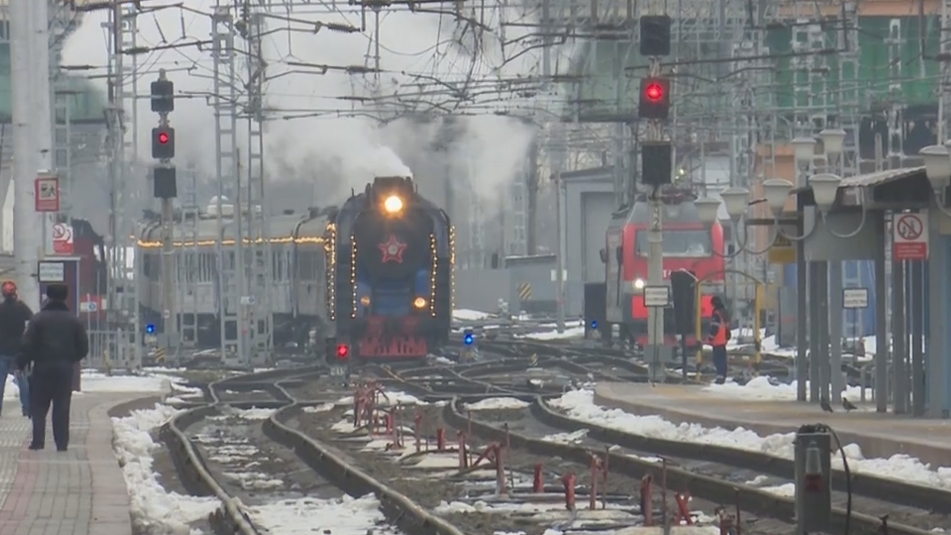 Новогодний паровоз