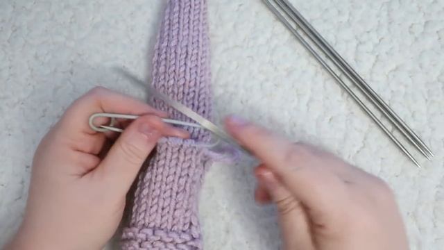 Варежки на 2 спицах. Самые простые! Подробный мастер класс