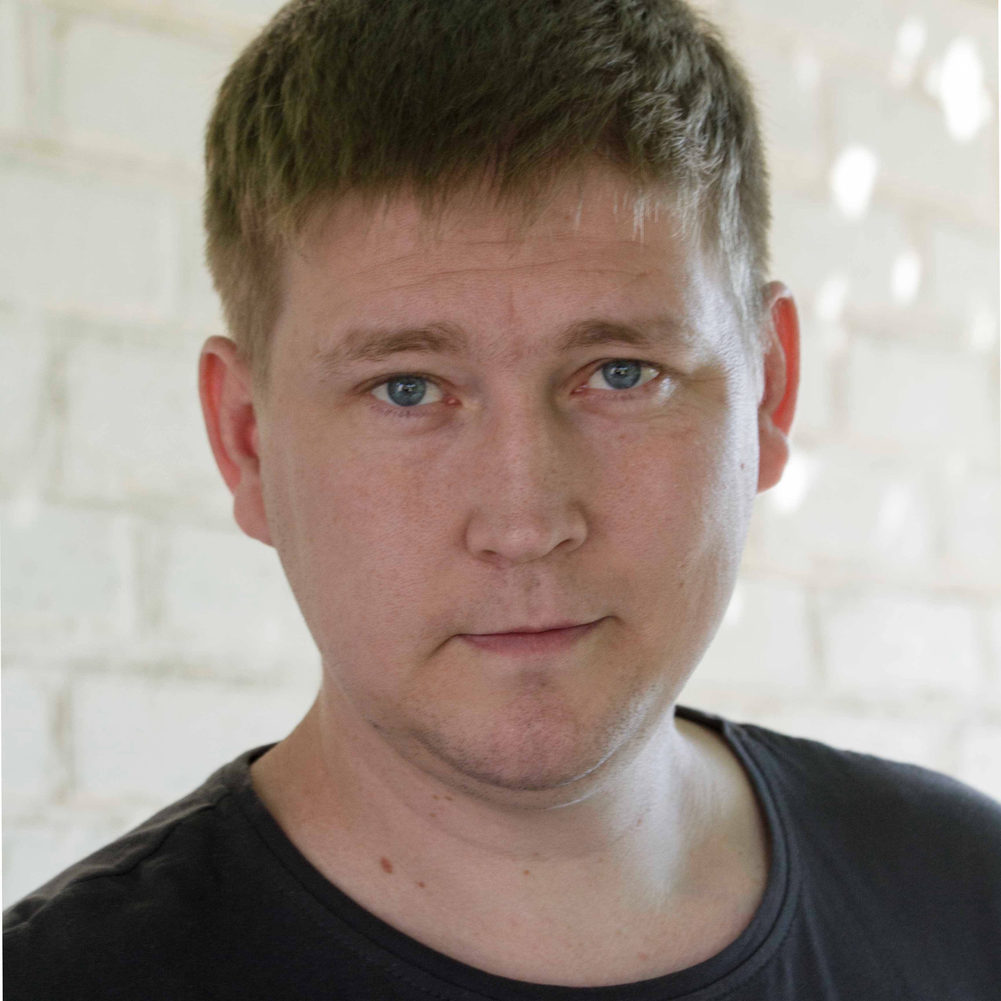 Александр Харлов