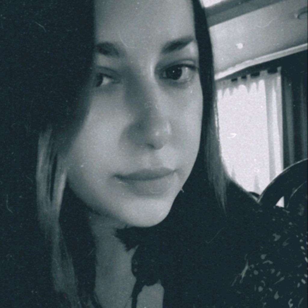 Анюта Владимировна